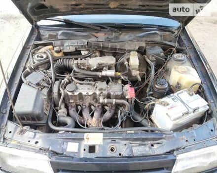 Опель Вектра, об'ємом двигуна 2 л та пробігом 417 тис. км за 1750 $, фото 31 на Automoto.ua