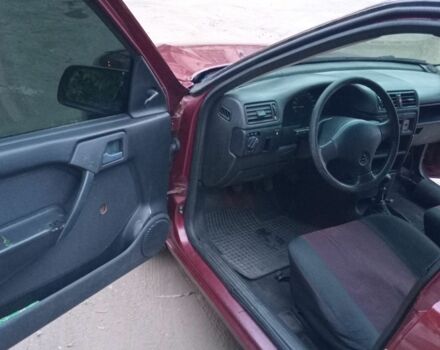 Опель Вектра, объемом двигателя 1.8 л и пробегом 55 тыс. км за 650 $, фото 6 на Automoto.ua