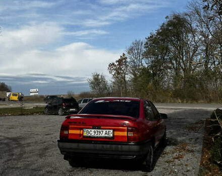 Опель Вектра, об'ємом двигуна 1.8 л та пробігом 300 тис. км за 1100 $, фото 3 на Automoto.ua