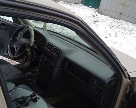 Опель Вектра, объемом двигателя 2 л и пробегом 333 тыс. км за 2500 $, фото 6 на Automoto.ua