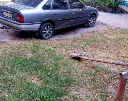 Опель Вектра, об'ємом двигуна 1.6 л та пробігом 0 тис. км за 1000 $, фото 2 на Automoto.ua