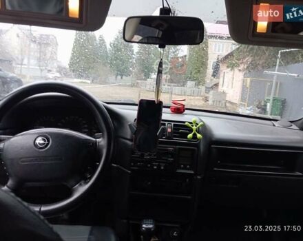 Опель Вектра, об'ємом двигуна 1.6 л та пробігом 130 тис. км за 2700 $, фото 15 на Automoto.ua