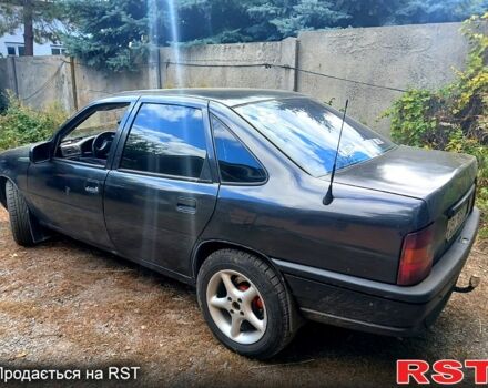 Опель Вектра, объемом двигателя 2 л и пробегом 340 тыс. км за 1500 $, фото 2 на Automoto.ua