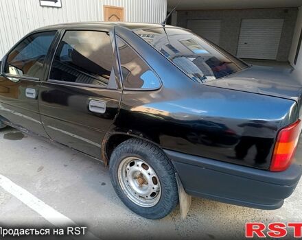 Опель Вектра, объемом двигателя 1.8 л и пробегом 0 тыс. км за 1200 $, фото 2 на Automoto.ua