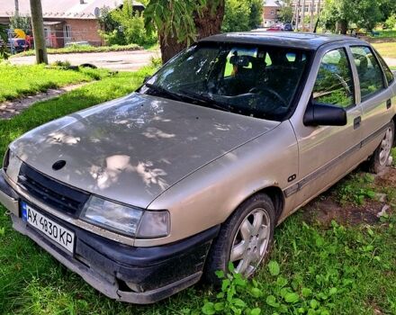 Опель Вектра, объемом двигателя 2 л и пробегом 303 тыс. км за 550 $, фото 1 на Automoto.ua