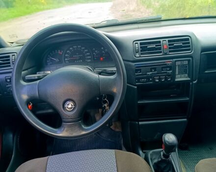 Опель Вектра, объемом двигателя 2 л и пробегом 258 тыс. км за 999 $, фото 5 на Automoto.ua