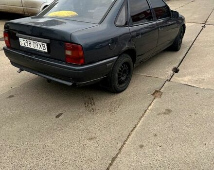 Опель Вектра 1991 в Харькове на Automoto.ua Опель Вектра, объемом двигателя 1.6 л и пробегом 200 тыс. км за 1000 $, фото 2 на Automoto.ua