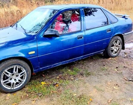 Опель Вектра, объемом двигателя 1.8 л и пробегом 0 тыс. км за 1200 $, фото 1 на Automoto.ua