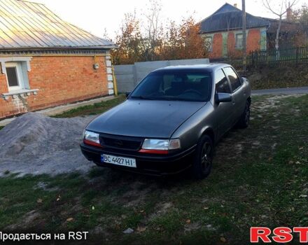 Опель Вектра, объемом двигателя 18 л и пробегом 300 тыс. км за 1200 $, фото 5 на Automoto.ua