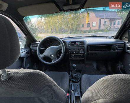 Опель Вектра, об'ємом двигуна 1.6 л та пробігом 140 тис. км за 1491 $, фото 5 на Automoto.ua