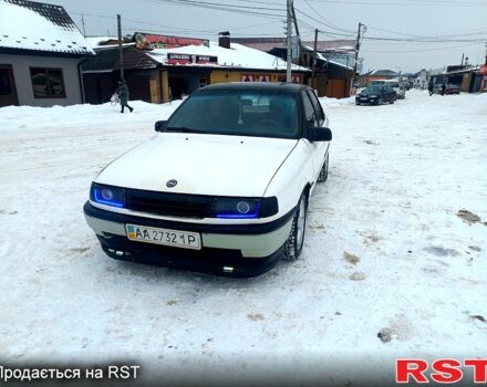 Опель Вектра, объемом двигателя 2 л и пробегом 200 тыс. км за 1300 $, фото 11 на Automoto.ua