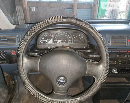 Опель Вектра, об'ємом двигуна 1.4 л та пробігом 255 тис. км за 1500 $, фото 9 на Automoto.ua