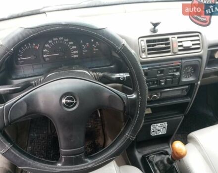 Опель Вектра, объемом двигателя 2 л и пробегом 745 тыс. км за 2100 $, фото 1 на Automoto.ua