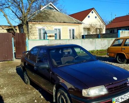 Опель Вектра, объемом двигателя 16 л и пробегом 211 тыс. км за 1000 $, фото 3 на Automoto.ua