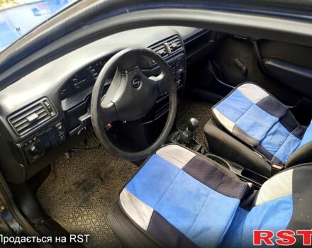 Опель Вектра, об'ємом двигуна 1.6 л та пробігом 200 тис. км за 600 $, фото 5 на Automoto.ua