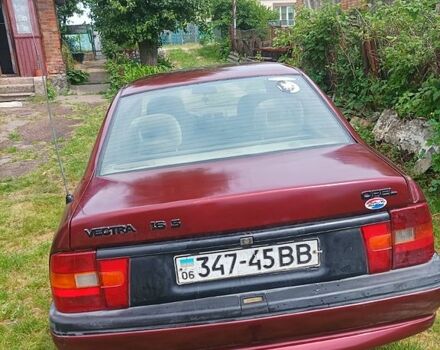 Опель Вектра, объемом двигателя 16 л и пробегом 0 тыс. км за 1100 $, фото 1 на Automoto.ua