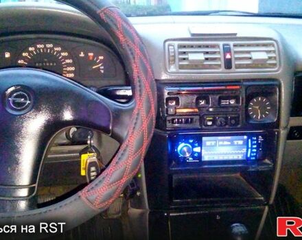 Опель Вектра, объемом двигателя 1.8 л и пробегом 160 тыс. км за 1350 $, фото 11 на Automoto.ua