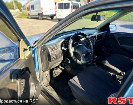 Опель Вектра, объемом двигателя 1.8 л и пробегом 250 тыс. км за 850 $, фото 4 на Automoto.ua
