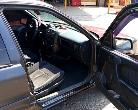 Опель Вектра, объемом двигателя 1.7 л и пробегом 359 тыс. км за 1600 $, фото 3 на Automoto.ua