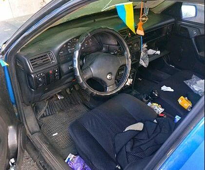 Опель Вектра, объемом двигателя 1.8 л и пробегом 0 тыс. км за 550 $, фото 1 на Automoto.ua