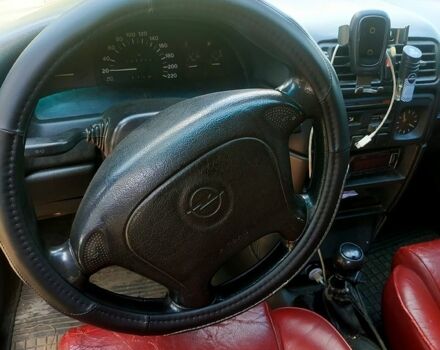 Опель Вектра, объемом двигателя 1.8 л и пробегом 0 тыс. км за 1800 $, фото 9 на Automoto.ua