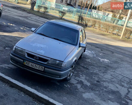 Опель Вектра, объемом двигателя 1.8 л и пробегом 350 тыс. км за 1550 $, фото 2 на Automoto.ua