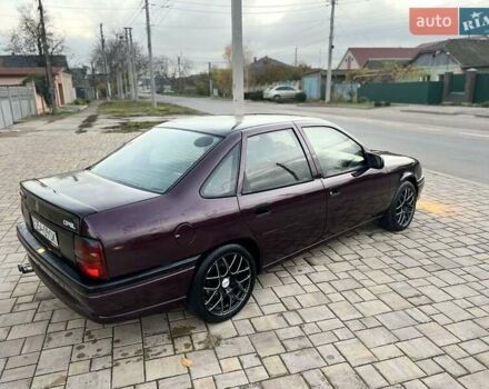 Опель Вектра, объемом двигателя 2.5 л и пробегом 293 тыс. км за 1999 $, фото 11 на Automoto.ua