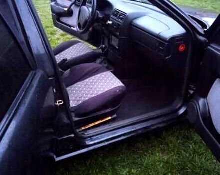 Опель Вектра, об'ємом двигуна 2 л та пробігом 0 тис. км за 800 $, фото 1 на Automoto.ua