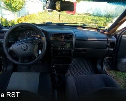 Опель Вектра, объемом двигателя 20 л и пробегом 0 тыс. км за 1800 $, фото 5 на Automoto.ua