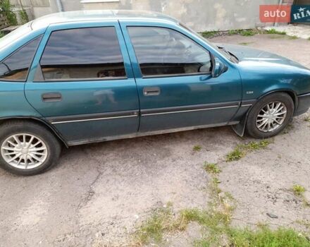 Опель Вектра, объемом двигателя 1.7 л и пробегом 100 тыс. км за 1600 $, фото 1 на Automoto.ua