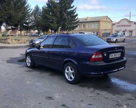 Опель Вектра, объемом двигателя 1.8 л и пробегом 270 тыс. км за 2999 $, фото 2 на Automoto.ua