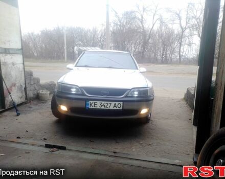 Опель Вектра, объемом двигателя 18 л и пробегом 330 тыс. км за 3150 $, фото 1 на Automoto.ua