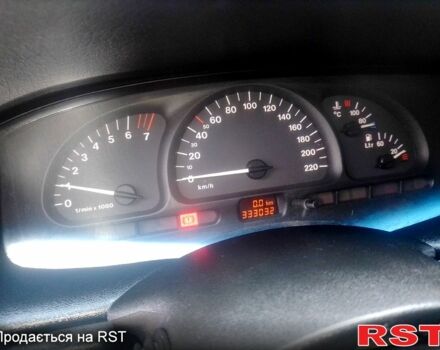 Опель Вектра, объемом двигателя 18 л и пробегом 330 тыс. км за 3150 $, фото 8 на Automoto.ua