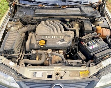 Опель Вектра, объемом двигателя 1.6 л и пробегом 407 тыс. км за 1800 $, фото 6 на Automoto.ua