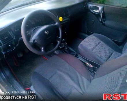 Опель Вектра, объемом двигателя 2 л и пробегом 0 тыс. км за 2500 $, фото 4 на Automoto.ua