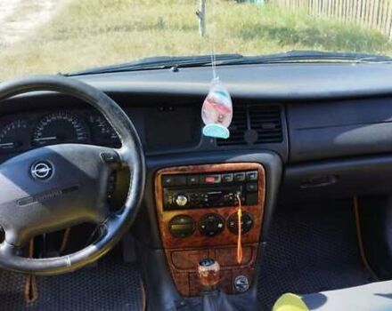 Опель Вектра, объемом двигателя 2 л и пробегом 357 тыс. км за 3800 $, фото 8 на Automoto.ua
