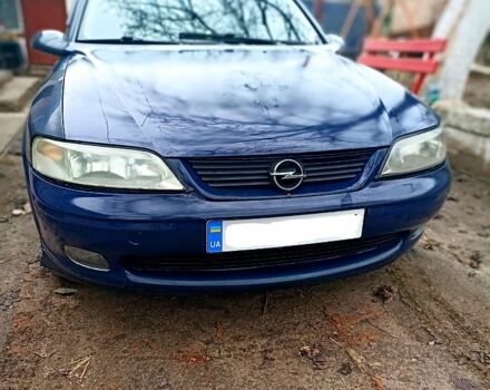 Опель Вектра, объемом двигателя 16 л и пробегом 300 тыс. км за 3300 $, фото 1 на Automoto.ua