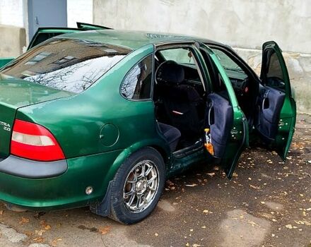 Опель Вектра, объемом двигателя 20 л и пробегом 450 тыс. км за 1950 $, фото 3 на Automoto.ua
