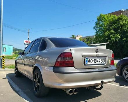 Опель Вектра, об'ємом двигуна 1.8 л та пробігом 300 тис. км за 2600 $, фото 5 на Automoto.ua