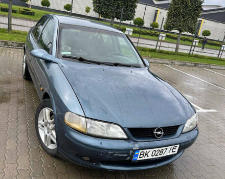 Опель Вектра, объемом двигателя 1.6 л и пробегом 315 тыс. км за 1900 $, фото 4 на Automoto.ua