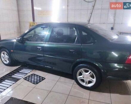 Опель Вектра, объемом двигателя 1.8 л и пробегом 280 тыс. км за 2200 $, фото 2 на Automoto.ua