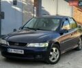 Опель Вектра, объемом двигателя 1.6 л и пробегом 293 тыс. км за 1250 $, фото 1 на Automoto.ua