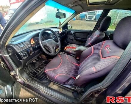 Опель Вектра, объемом двигателя 1.6 л и пробегом 0 тыс. км за 1200 $, фото 5 на Automoto.ua