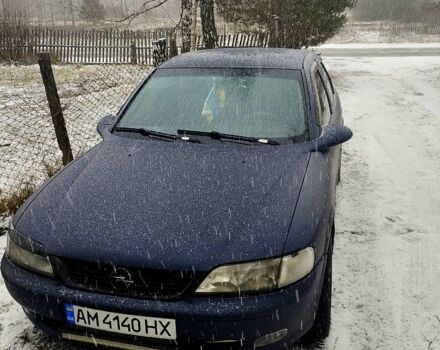Опель Вектра, объемом двигателя 18 л и пробегом 235 тыс. км за 2500 $, фото 2 на Automoto.ua