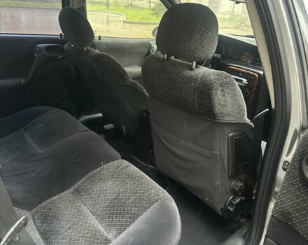 Опель Вектра, объемом двигателя 1.8 л и пробегом 241 тыс. км за 2499 $, фото 18 на Automoto.ua