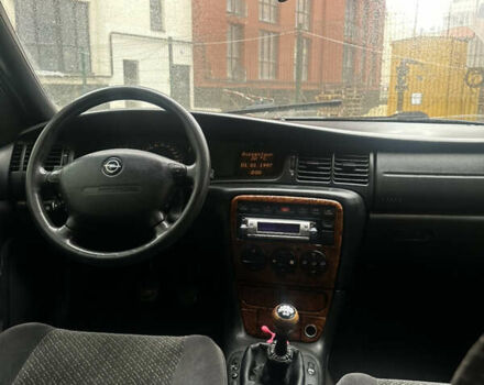 Опель Вектра, объемом двигателя 1.8 л и пробегом 241 тыс. км за 2499 $, фото 17 на Automoto.ua