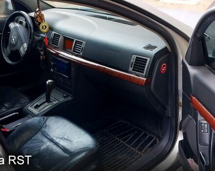 Опель Вектра, объемом двигателя 3.2 л и пробегом 290 тыс. км за 4499 $, фото 8 на Automoto.ua