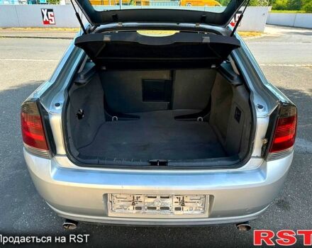 Опель Вектра, об'ємом двигуна 3.2 л та пробігом 147 тис. км за 1700 $, фото 6 на Automoto.ua