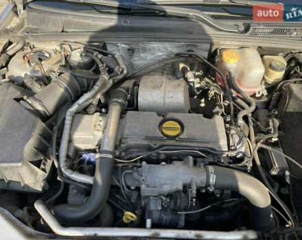 Опель Вектра, объемом двигателя 2.2 л и пробегом 380 тыс. км за 4200 $, фото 10 на Automoto.ua