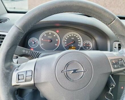 Опель Вектра, об'ємом двигуна 1.9 л та пробігом 273 тис. км за 5750 $, фото 13 на Automoto.ua